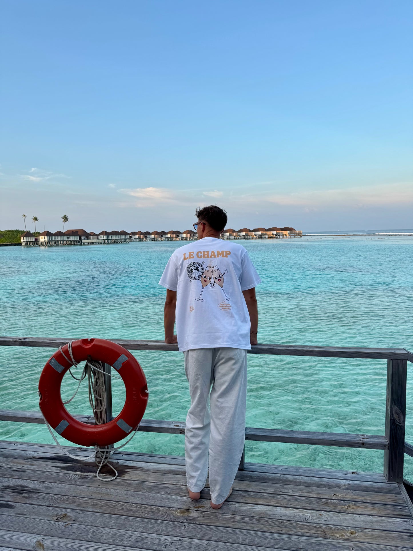 T-shirt " Le champ " 🥂
