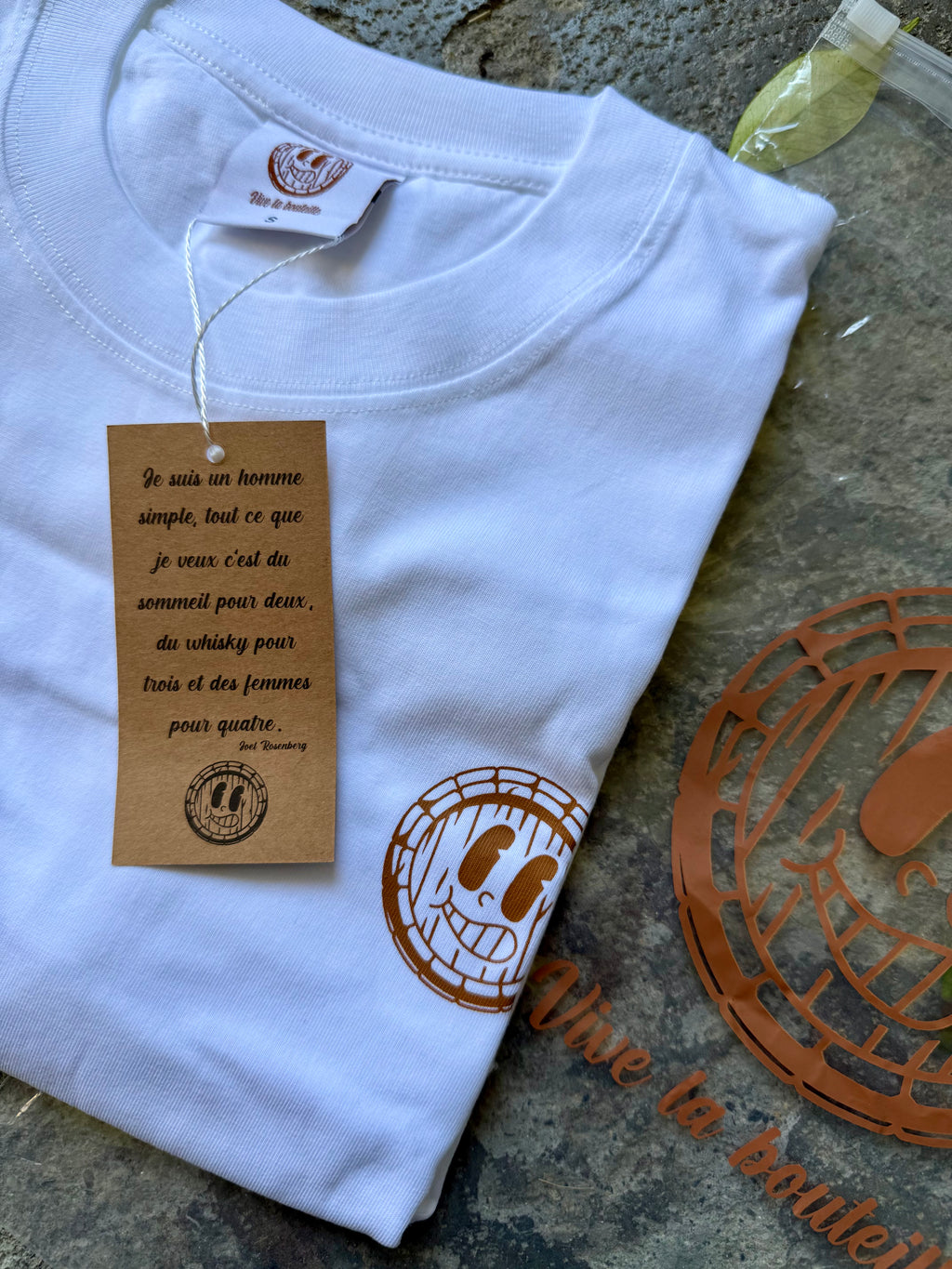 t shirt whisky